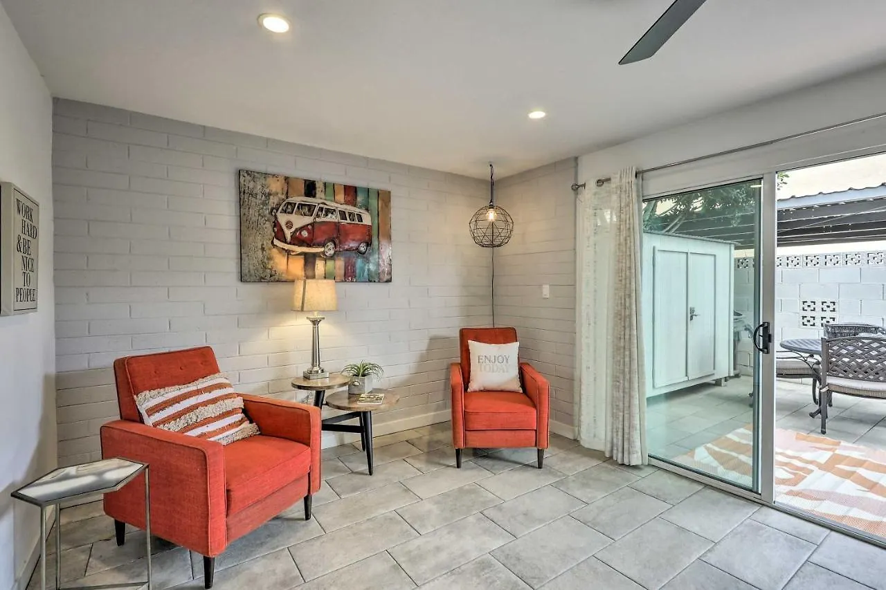 Chic Scottsdale Home With Balcony, Walk To Old Town! Дом отдыха